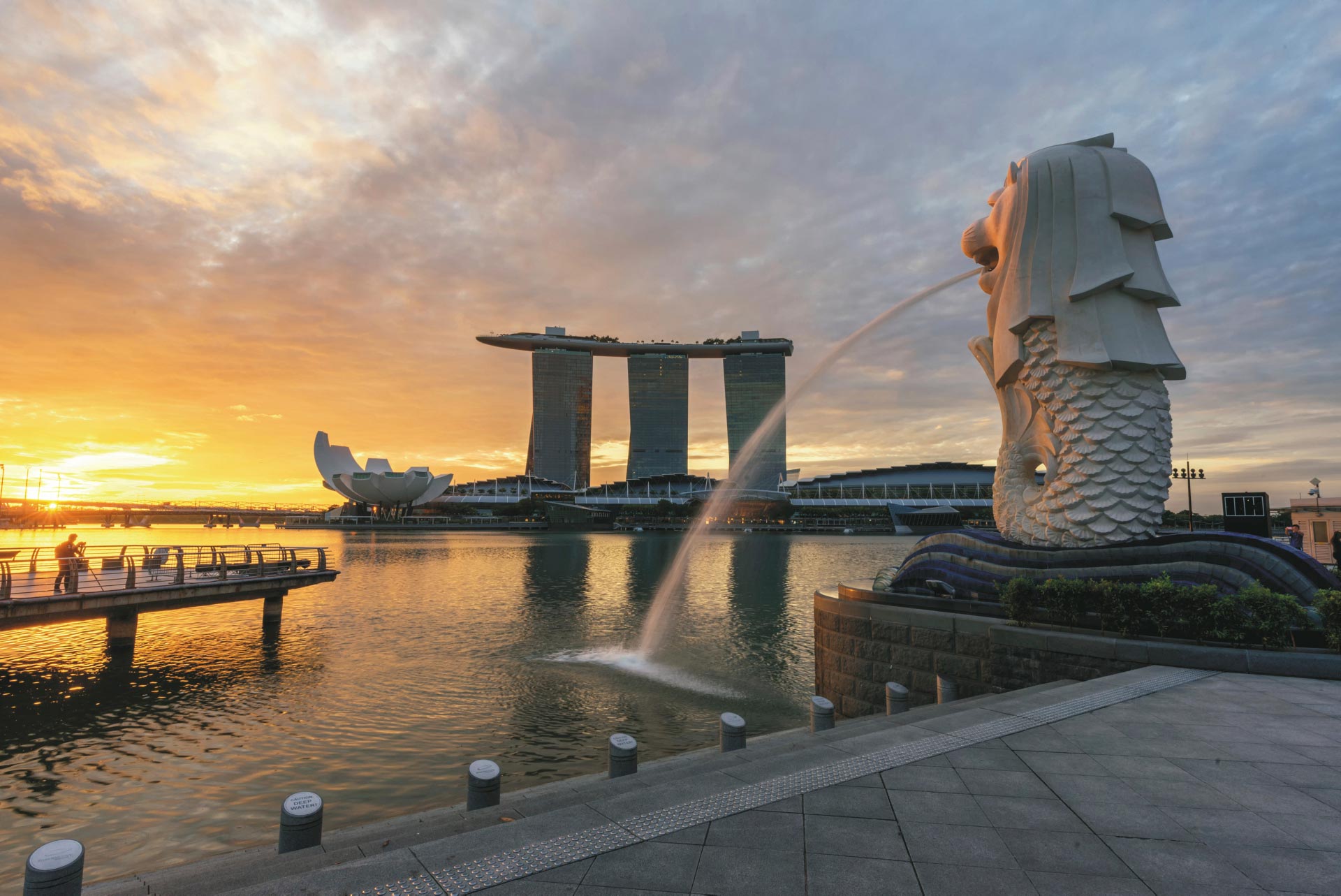 Merlion Brunnen vor dem Marina Bay Sands Hotel; Singapore